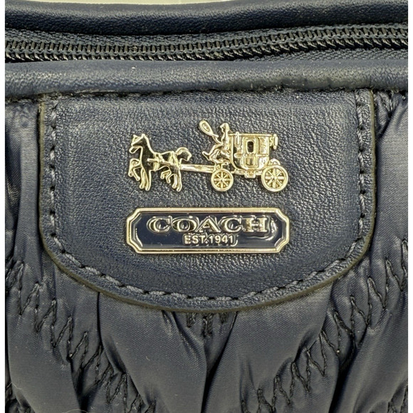 Coach Quilted Nylon Wristlet Clutch Navy Blue Silver Logo Zip Wallet Bag - Picture 8 of 10